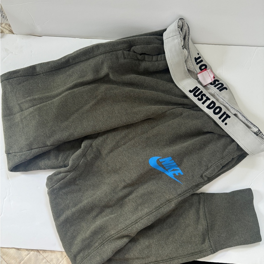 Nike Sweatpants and Hoodie - Olive Green